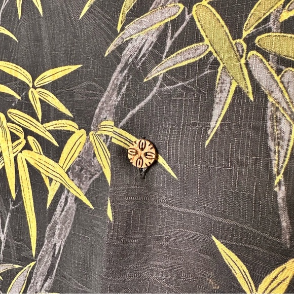 Tommy Bahama Hawaiian Shirt Men's XXL Black Green Floral Bamboo Print Silk Camp - Picture 8 of 11